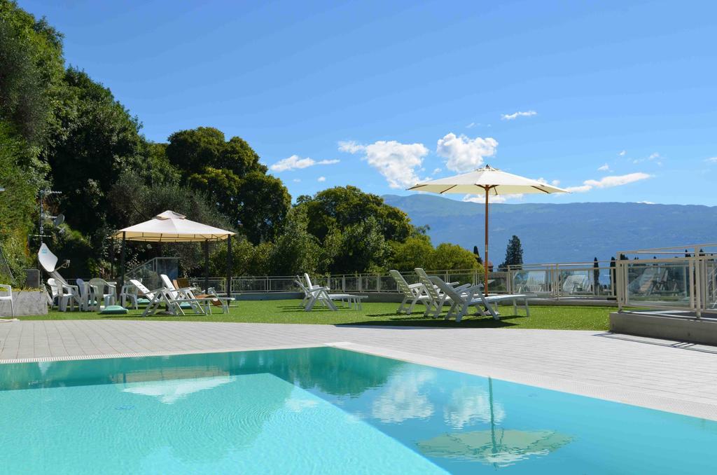Residence Il Poggio Al Sole Toscolano Maderno Luaran gambar