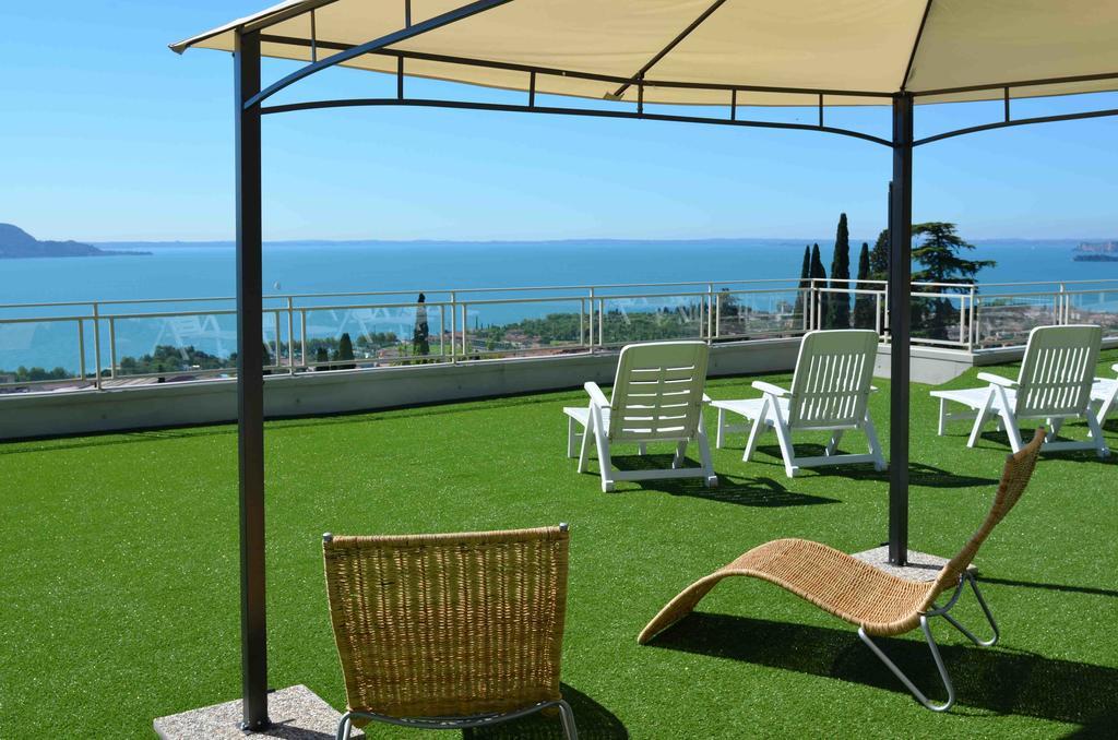 Residence Il Poggio Al Sole Toscolano Maderno Luaran gambar