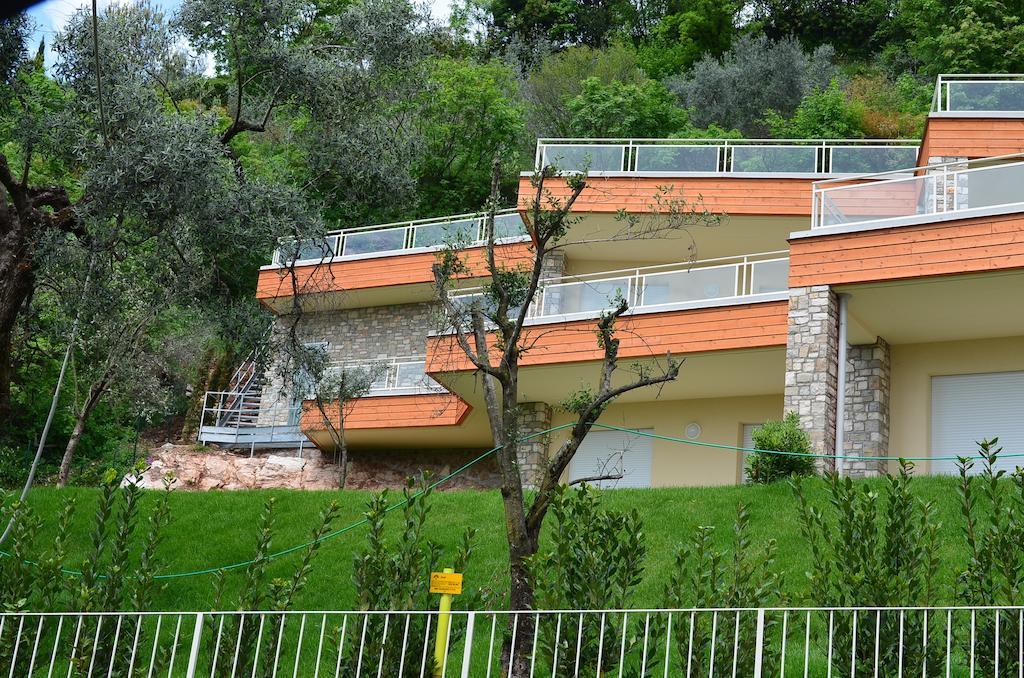 Residence Il Poggio Al Sole Toscolano Maderno Luaran gambar