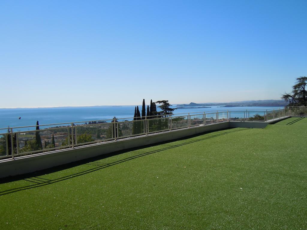 Residence Il Poggio Al Sole Toscolano Maderno Luaran gambar
