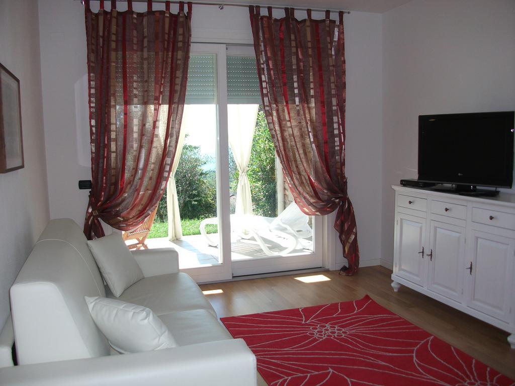 Residence Il Poggio Al Sole Toscolano Maderno Bilik gambar