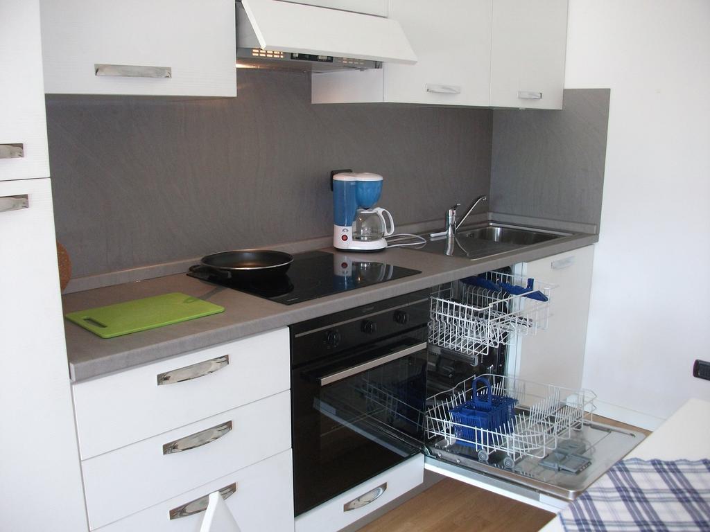 Residence Il Poggio Al Sole Toscolano Maderno Bilik gambar