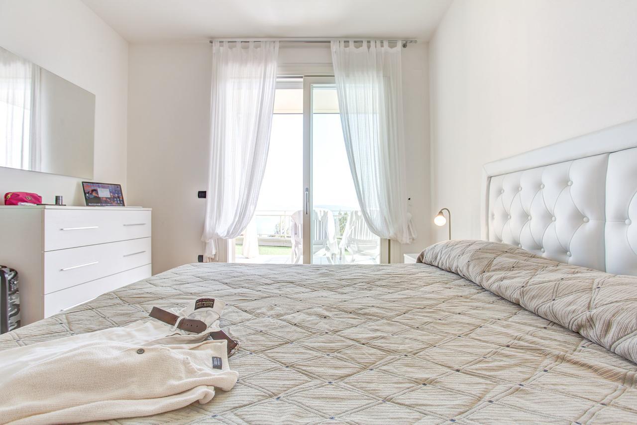 Residence Il Poggio Al Sole Toscolano Maderno Luaran gambar